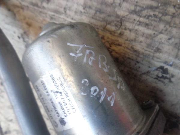 MOTEUR D ESSUIE GLACE SKODA FABIA / ROOMSTER 2007-2015 - Vue 4